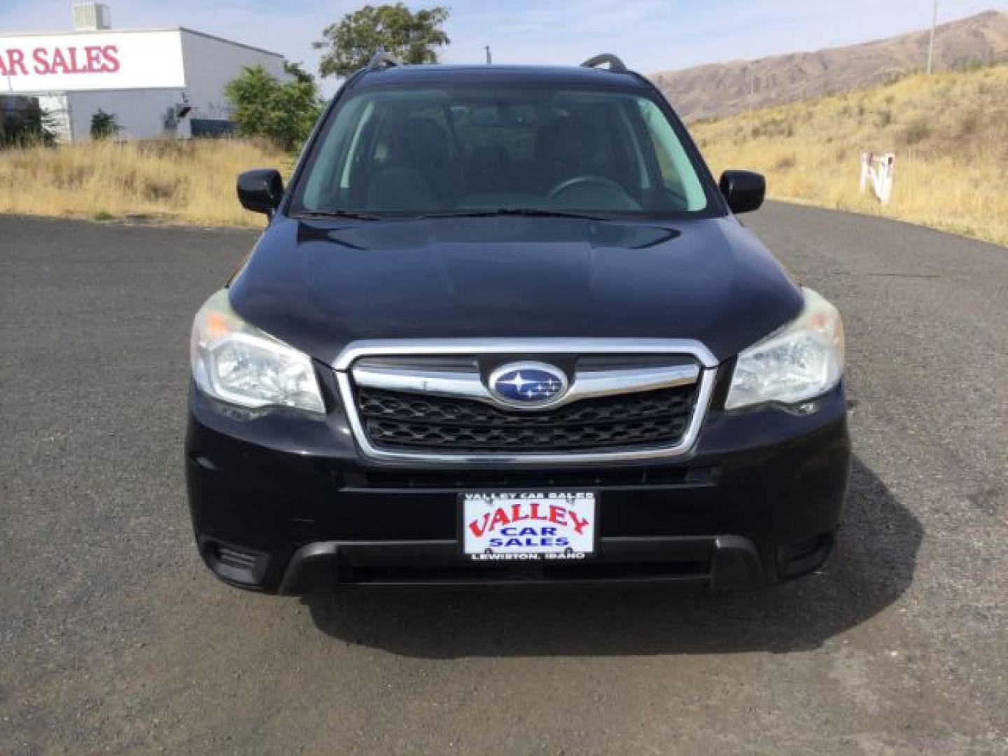 2015 Crystal Black Silica Subaru Forester 2.5i Premium (JF2SJADCXFH) with an 2.5L H-4 DOHC engine, located at 1801 Main Street, Lewiston, 83501, (208) 743-9371, 46.417065, -117.004799- Photo#16