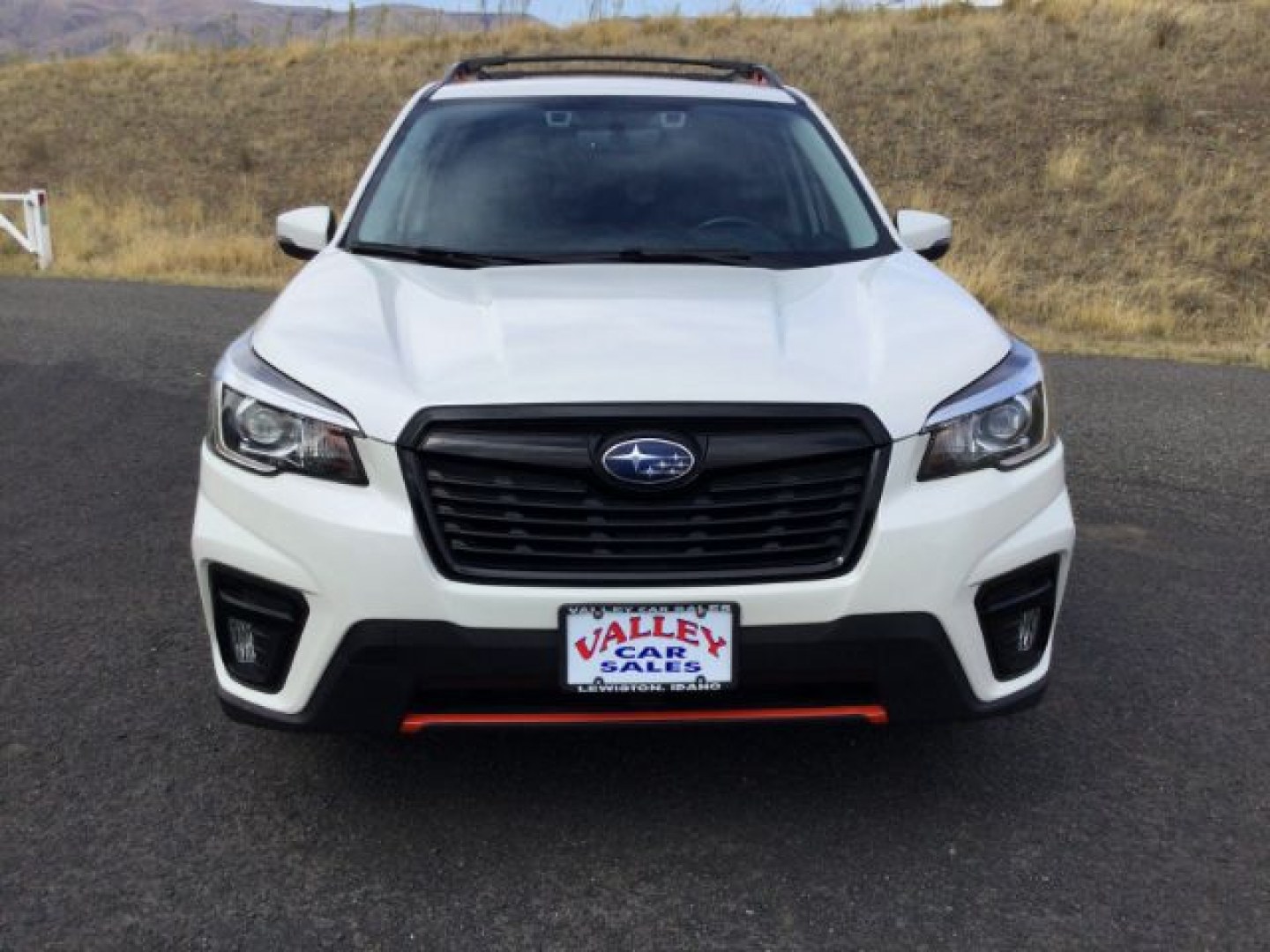 2019 Crystal White Pearl /Gray Subaru Forester Sport (JF2SKAKC9KH) with an 2.5L H-4 direct injection engine, Continuously Variable Transmission transmission, located at 1801 Main Street, Lewiston, 83501, (208) 743-9371, 46.417065, -117.004799- Photo#23