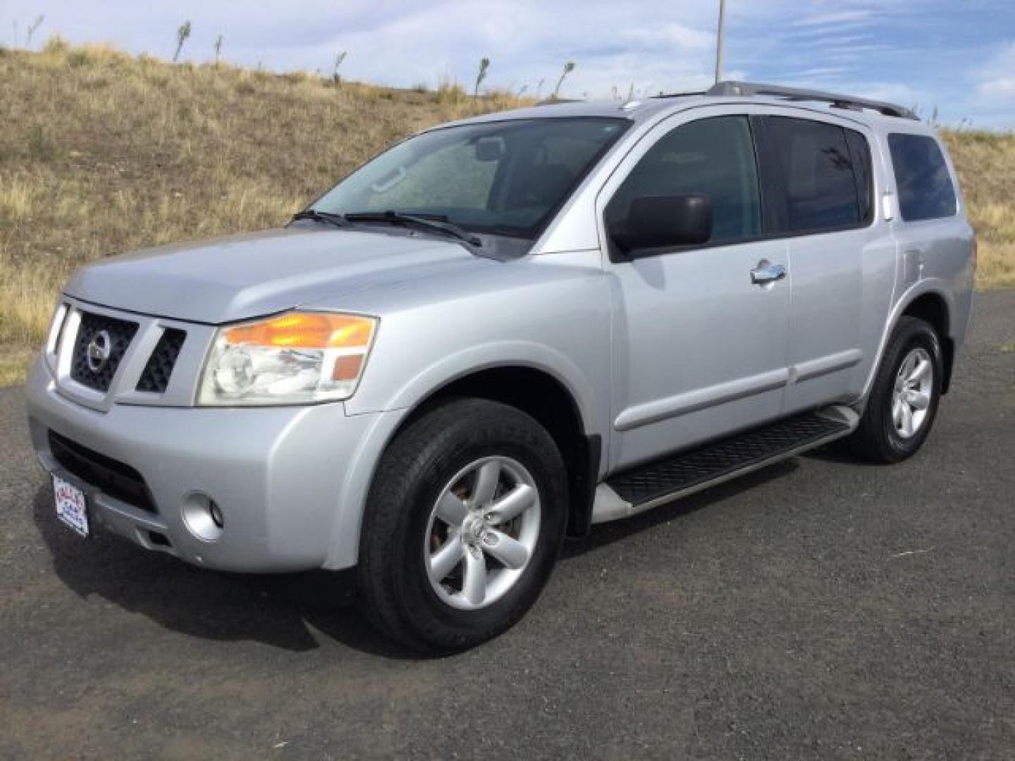2014 Brilliant Silver /Charcoal Nissan Armada SL (5N1AA0NCXEN) with an Endurance 5.6L V-8 DOHC engine, Automatic transmission, located at 1801 Main Street, Lewiston, 83501, (208) 743-9371, 46.417065, -117.004799- Photo#1