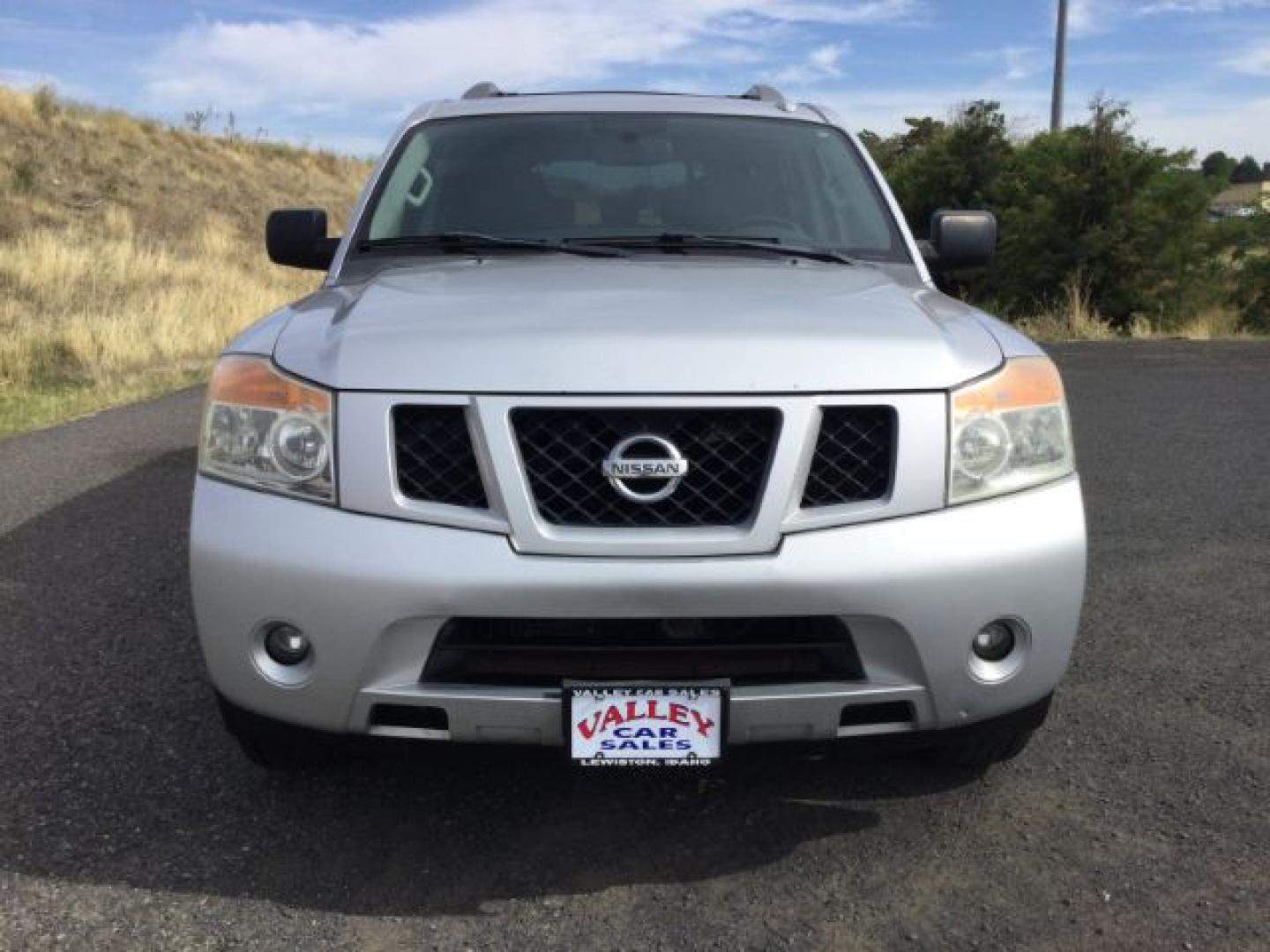 2014 Brilliant Silver /Charcoal Nissan Armada SL (5N1AA0NCXEN) with an Endurance 5.6L V-8 DOHC engine, Automatic transmission, located at 1801 Main Street, Lewiston, 83501, (208) 743-9371, 46.417065, -117.004799- Photo#12