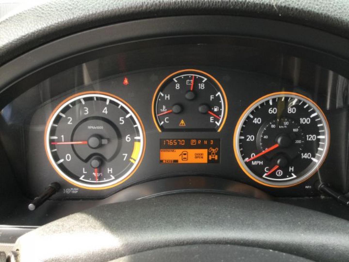2014 Brilliant Silver /Charcoal Nissan Armada SL (5N1AA0NCXEN) with an Endurance 5.6L V-8 DOHC engine, Automatic transmission, located at 1801 Main Street, Lewiston, 83501, (208) 743-9371, 46.417065, -117.004799- Photo#14
