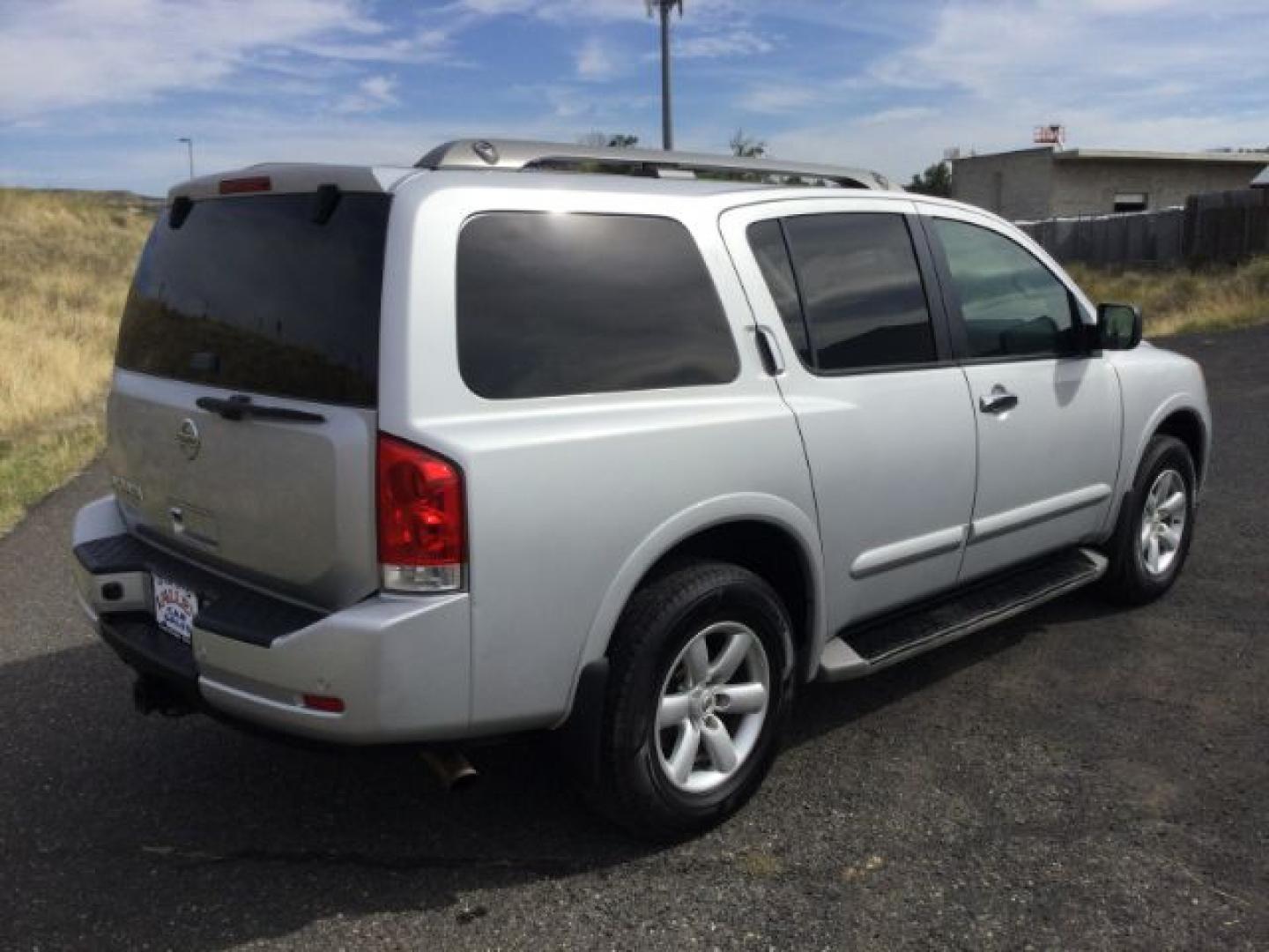 2014 Brilliant Silver /Charcoal Nissan Armada SL (5N1AA0NCXEN) with an Endurance 5.6L V-8 DOHC engine, Automatic transmission, located at 1801 Main Street, Lewiston, 83501, (208) 743-9371, 46.417065, -117.004799- Photo#17