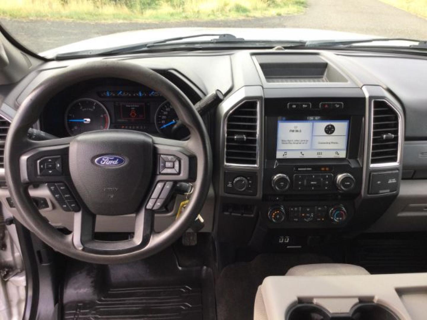 2017 Ingot Silver Metallic /Steel Gray Cloth Ford F-350 XLT FX4 (1FT8W3BT1HE) with an Powerstroke 6.7L V-8 direct injection engine, 6-Speed Automatic transmission, located at 1801 Main Street, Lewiston, 83501, (208) 743-9371, 46.417065, -117.004799- Photo#6