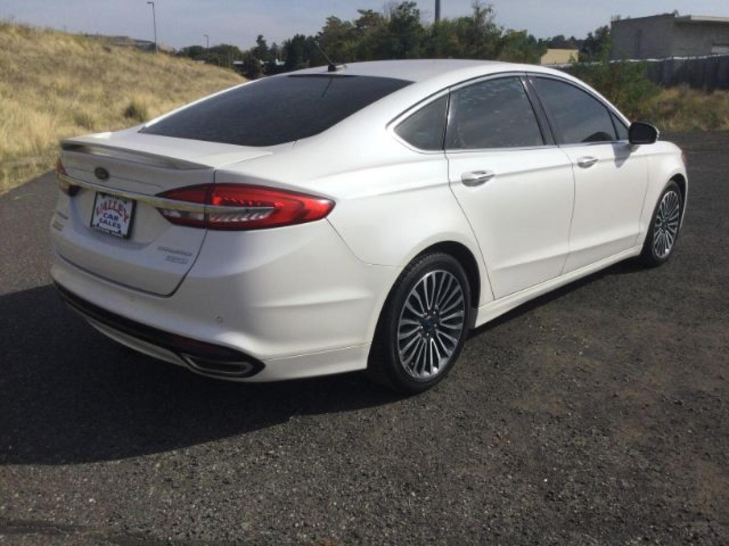 2017 White Platinum Metallic Tri-Coat /Medium Soft Ceramic Ford Fusion Titanium | Platinum (3FA6P0K9XHR) with an EcoBoost 2L I-4 direct injection engine, Automatic transmission, located at 1801 Main Street, Lewiston, 83501, (208) 743-9371, 46.417065, -117.004799- Photo#16