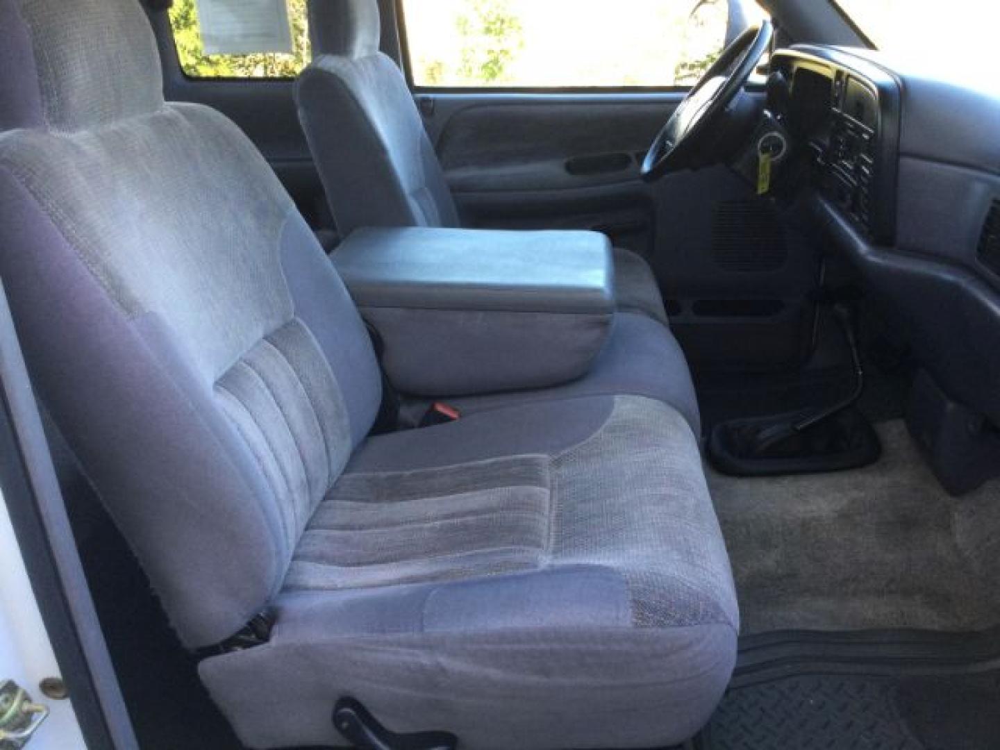1997 Bright White /Mist Gray Dodge Ram 2500 SLT Laramie (3B7KF23D9VG) with an Cummins 5.9L I-6 diesel direct injection engine, Automatic transmission, located at 1801 Main Street, Lewiston, 83501, (208) 743-9371, 46.417065, -117.004799- Photo#6