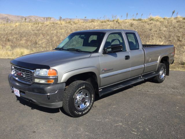 photo of 2001 GMC Sierra 2500HD SLE