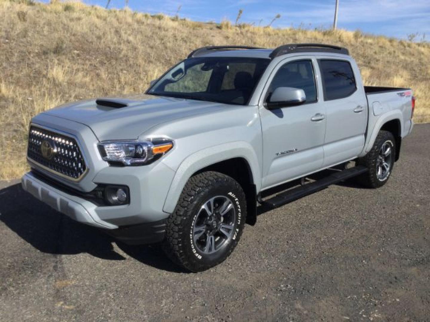 2019 Cement Gray Metallic /Black Leather Toyota Tacoma TRD Sport (5TFCZ5AN5KX) with an 3.5L V-6 port/direct injection engine, 6 Speed Manual transmission, located at 1801 Main Street, Lewiston, 83501, (208) 743-9371, 46.417065, -117.004799- Photo#0