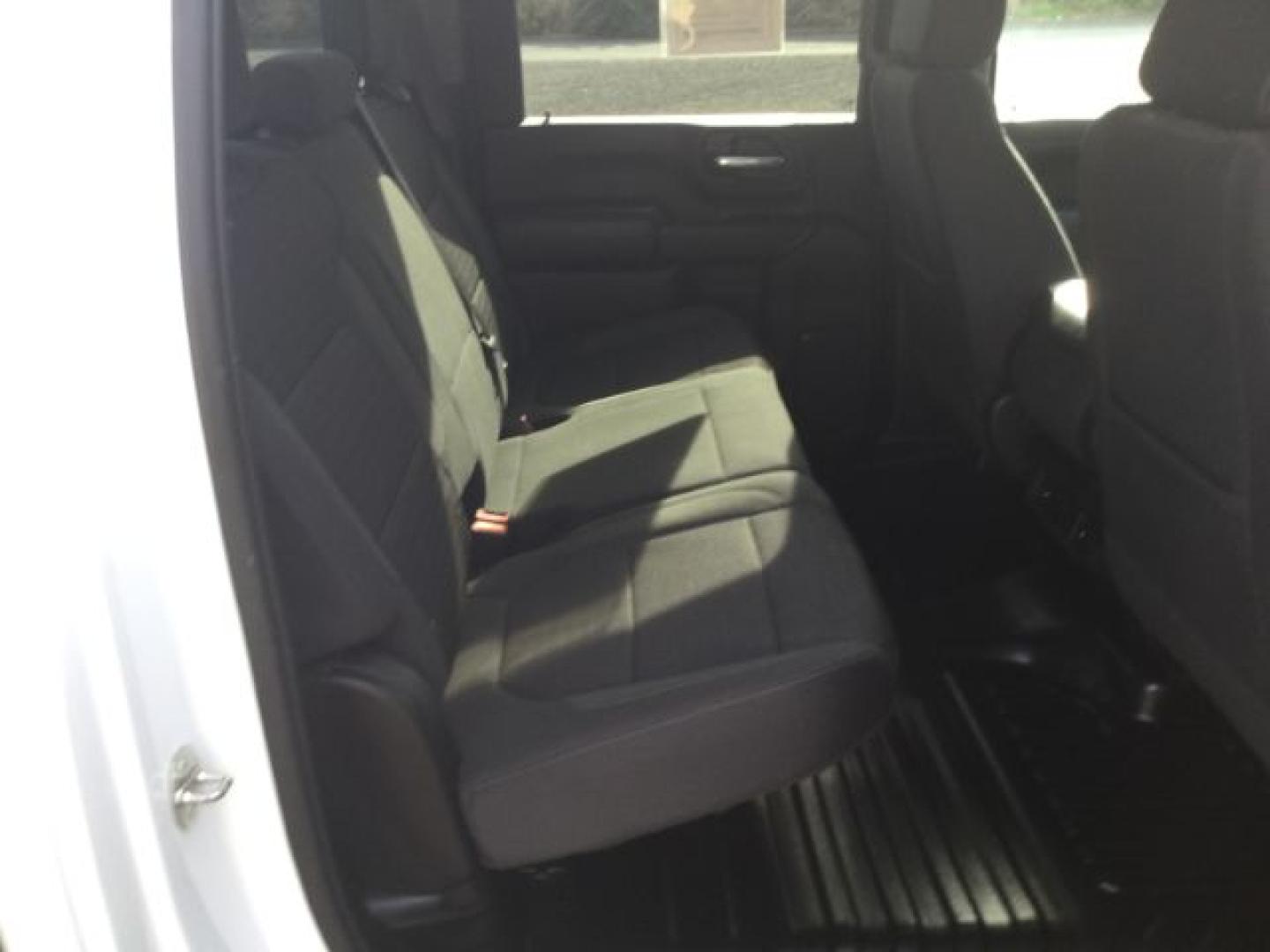 2023 Summit White /Jet Black Chevrolet Silverado 3500HD LT (1GC4YTEY4PF) with an Duramax 6.6L V-8 direct injection engine, 10-speed automatic transmission, located at 1801 Main Street, Lewiston, 83501, (208) 743-9371, 46.417065, -117.004799- Photo#11