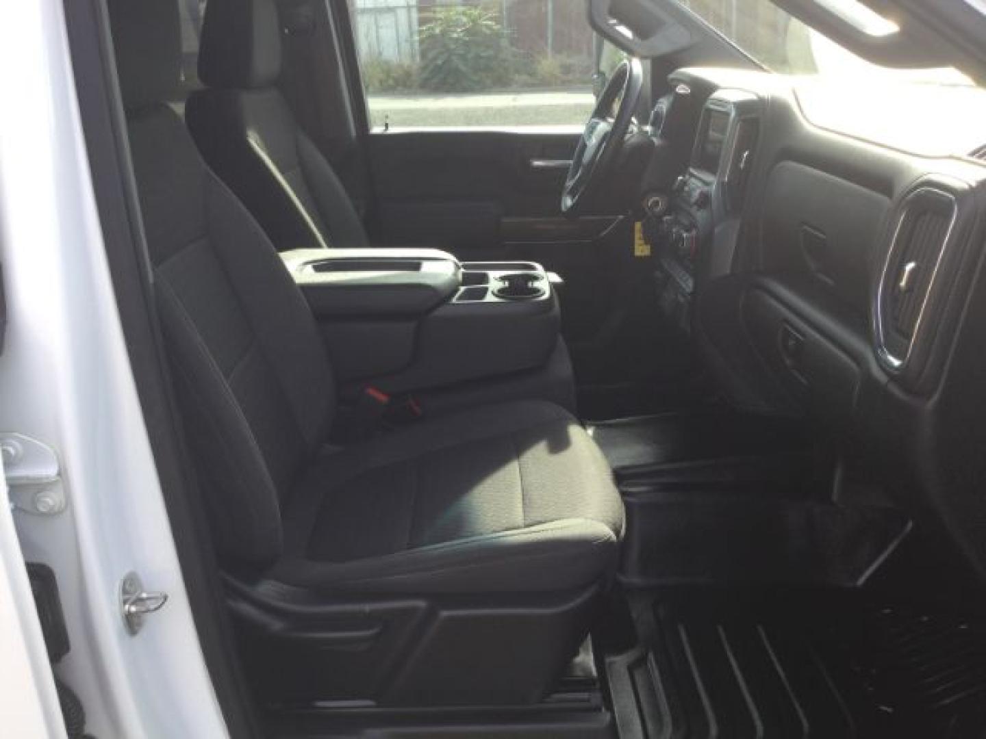 2023 Summit White /Jet Black Chevrolet Silverado 3500HD LT (1GC4YTEY4PF) with an Duramax 6.6L V-8 direct injection engine, 10-speed automatic transmission, located at 1801 Main Street, Lewiston, 83501, (208) 743-9371, 46.417065, -117.004799- Photo#12